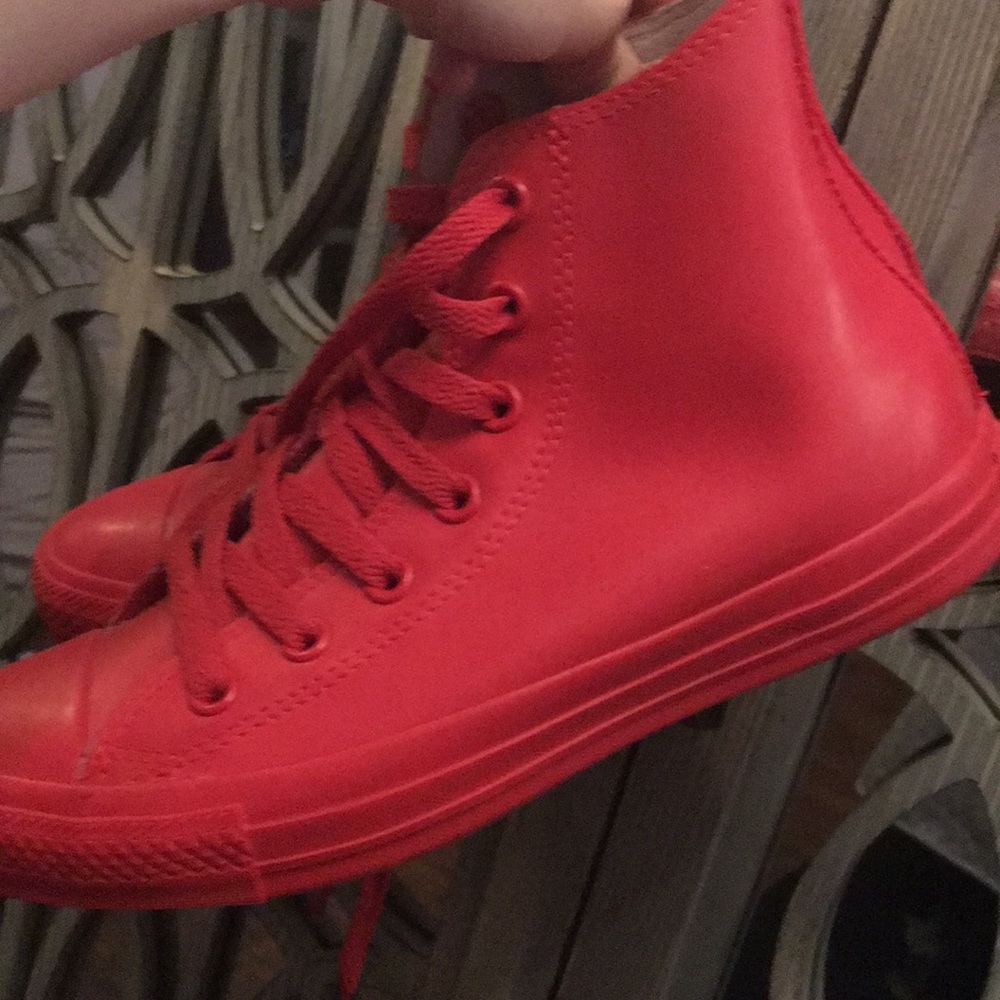 Red converse
